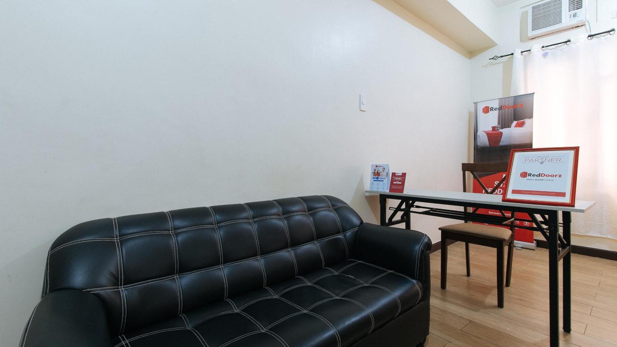 Reddoorz At David'S Travellers Inn Cavite General Trias  Ngoại thất bức ảnh